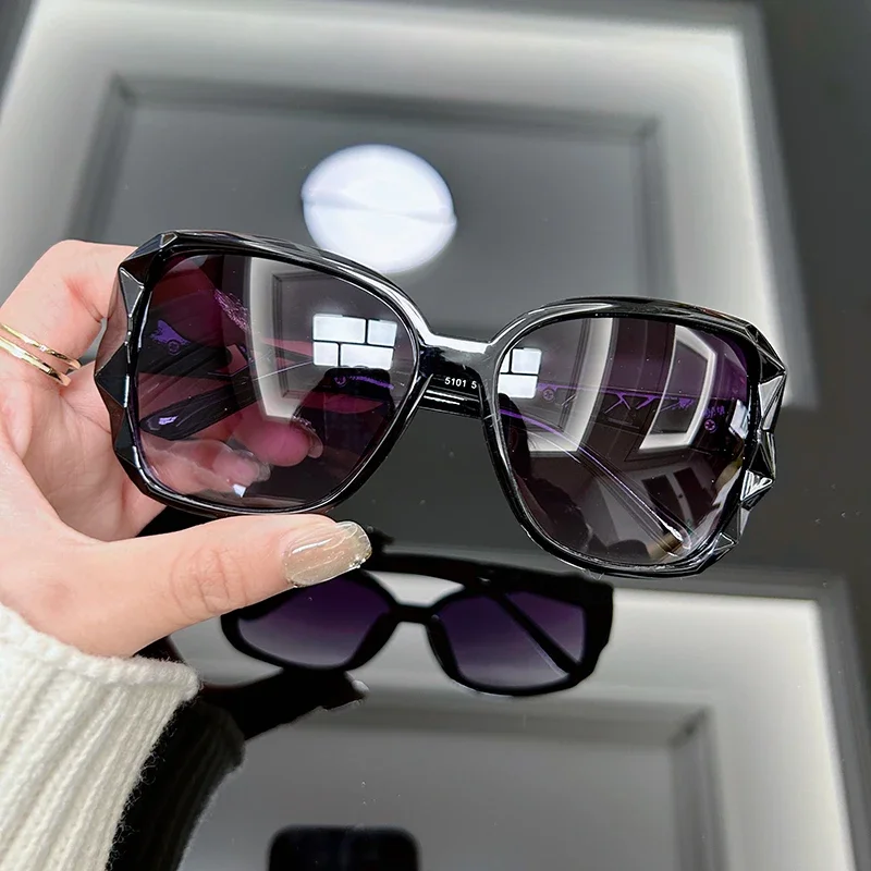 Gafas de sol de estilo vintage - Decorative Mirror reseña y precio
